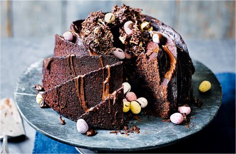 Easter Bundt Cake, Easter Baking Recipes, Dessert Easter, Chocolate Nests, Easter Cake Recipes, Homemade Chocolate Bars, Bundt Cake Recipe, Tesco Real Food, Easter Desserts Recipes