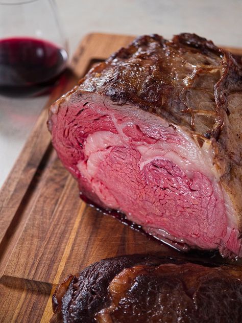 Boneless Ribeye Roast, Sous Vide Roast Beef, Sous Vide Prime Rib, Beef Ribeye Roast, Sous Vide Ribeye, Christmas Roast, Ribeye Roast, Prime Rib Recipe, Cooking Toys