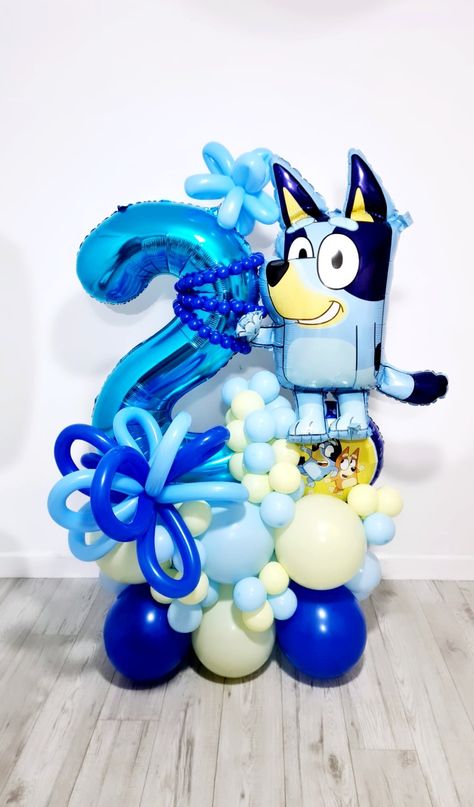 Bluey Balloon Arrangements, Bluey Balloon Bouquets, Bluey Balloon Decoration, Bluey Balloon Garland Ideas, Bluey Party, 30th Birthday Funny, Fiesta Birthday Party, Bluey Birthday, Balloon Arrangements