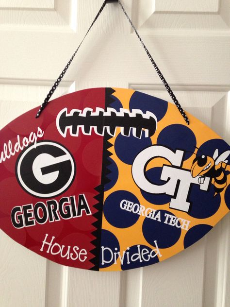 House Divided Football Door Hanger High School Door, House Divided Football, Hanger House, Football Door Hangers, Football Crafts, Football Signs, Football Stuff, House Divided, Fall Door Hangers