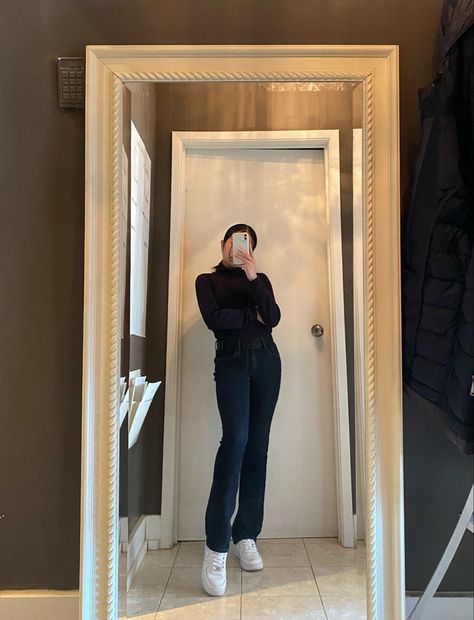 Full Mirror Selfie, Spiegel Selfie, Mirror Poses, Tall Mirror, Full Mirror, Mirror Selfie Poses, Poses Instagram, Pics Ideas, Selfie Poses Instagram