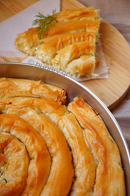 Greek Cheese Pie, Cheese Pie Recipe, Greek Recipes Authentic, Zucchini Pie, Greek Appetizers, Greek Cheese, Spinach Pie, Feta Recipes, Cheese Pie