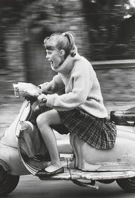 Woman riding scooter  photo by Jean-François Jonvelle  1984 Scooters Vespa, Riding Scooter, Vintage Vespa, Vespa Girl, Lambretta Scooter, Vespa Vintage, Scooter Girl, Vespa Scooters, Girls Rules