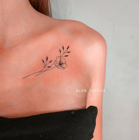 Birth Flower Collarbone Tattoo, Women Tattoo Locations, Tiny Collarbone Tattoo, Unique Collarbone Tattoo, Small Collarbone Tattoos For Women, Flower Vines Tattoo, Shoulder Arm Tattoos For Women, Below Collar Bone Tattoo, Collar Bone Tattoos For Women Unique