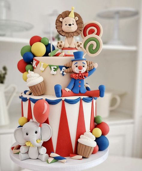 Circus Themed Cake, Circus Cake Ideas, Circus Party Cake, Animal Theme Cake, Carnival Themed Cakes, Carnival Birthday Cakes, Carnival Birthday Theme, Circus Birthday Cake, Circus Theme Cakes