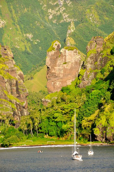 Bay of the Virgins, Island of Fatu Hiva, Marquesas Archipelago, French Polynesia - Cruising onboard the Aranui 3 Marquesas Islands, French Polynesia, South Pacific, Travel Memories, Archipelago, Travel Inspo, Tahiti, Geography, Places Ive Been