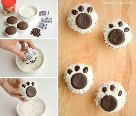 Polar bear cupcakes Paw Cupcakes, Polar Bear Cupcake, Polar Bear Paw, Bolo Panda, Christmas Cupcakes Recipes, Chocolate Covered Raisins, Dog Cupcakes, Gingerbread Cupcakes, Bear Cupcakes