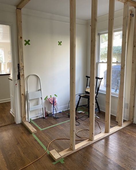 Laundry Powder Room Combo, Pantry In Dining Room, Butler Pantry Decor, Pantry Laundry Room Combo, Laundry Powder Room, Classic Powder Room, Butlers Pantry Ideas, Pantry Plans, Ranch Kitchen Remodel