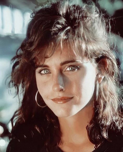 sc. alwayscox 80s Actors Women, Courtney Cox Hair, 90s Hair And Makeup, 80s Hair And Makeup, Gale Weathers, Monica Gellar, Amanda Peet, 80s Actors, Cougar Town