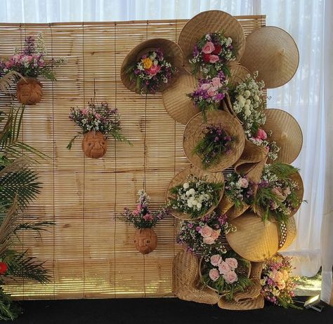 Hmong New Year Backdrop, Hmong Backdrop, Hmong Backdrop Ideas, Hmong Decoration Ideas, Back Stage Decoration, Exhibition Decoration Ideas, Wedding Table Deco, Decor Photobooth, Bamboo Wedding