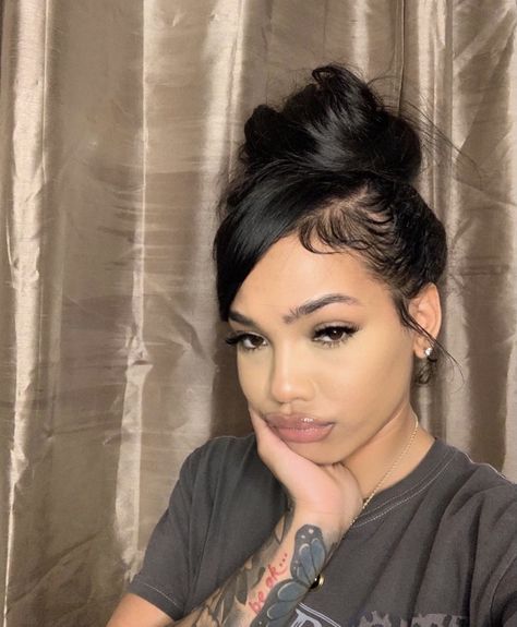 Slicked Back Hair, Hair Stylies, Work Hairstyles, Hair Laid, Hair Ponytail Styles, Hair Stylist Life, Ponytail Styles, Sleek Hairstyles, Baddie Hairstyles