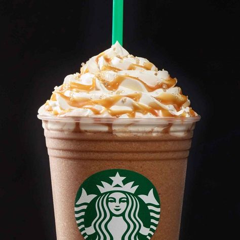 Salted Caramel Mocha Frappuccino, Starbucks Salted Caramel Mocha, Starbucks Caramel Frappuccino, Menu Starbucks, Blended Coffee Drinks, Pumpkin Spice Frappuccino, Caramel Waffles, Best Starbucks Drinks, Salted Caramel Mocha