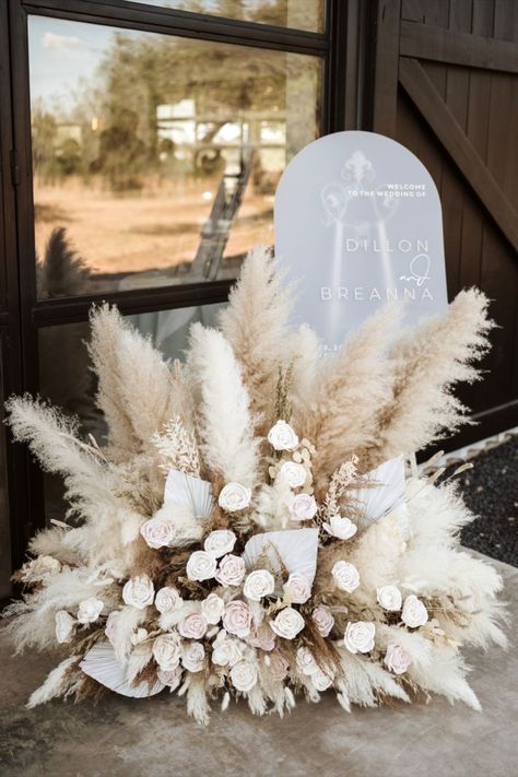 Neutral Boho Wedding Bouquet, Cream Wedding Palette, Neutral Boho Wedding, Floral Bouquet Wedding, Dried Floral Bouquet, Renewal Wedding, Cream Wedding, Neutral Boho, Flower Inspiration