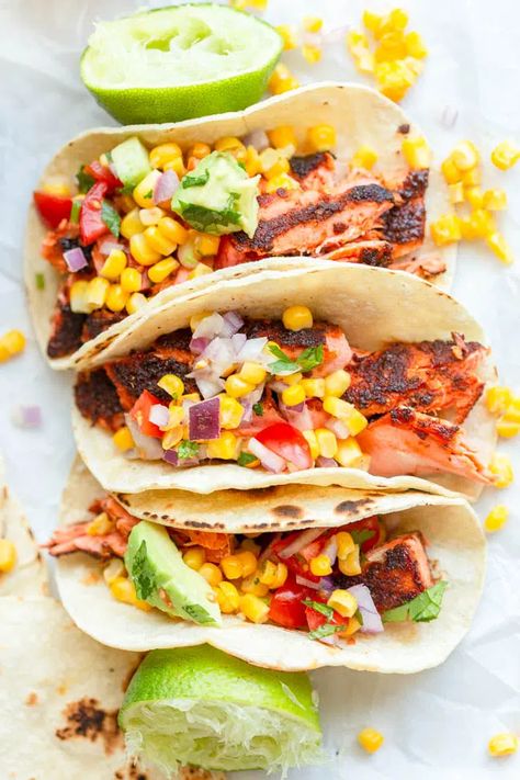 Salmon Recipe Healthy, Blackened Salmon Tacos, Soup Hamburger, Salmon Tacos Recipe, Blackening Seasoning, Healthy Buddha Bowl, Recipe Healthy Dinner, Chili Easy, Buddha Bowl Recipes