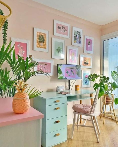 Pink Office Ideas, Pastel Desk, Deco Pastel, Pastel Interior, Dorm Inspo, Pink Office, Pastel House, Pastel Room, Pastel Decor