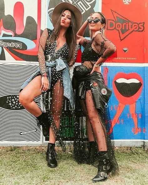 Porque sabemos que no todo es comodidad en los festivales de música, te recomendamos algunos outfits festivaleros para un look de impacto #outfitcoachella #outfits #festival #dance #music #party Lollapalooza Looks, Look Lollapalooza, Electro Festival Outfit, Mode Coachella, Diy Karneval, Look Da Festival, Festival Lollapalooza, Looks Festival, Tomorrowland Outfit