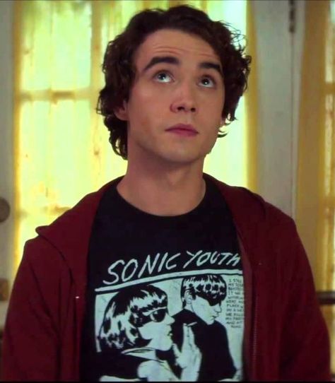 Jamie Blackley Jamie Blackley, Celebrity Crush, How To Look Better, Celebrities, Women's Top, T Shirt, Beauty