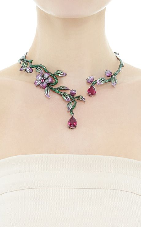 Flower Diamond Necklace, Vine Necklace, Floral Jewellery, Fantasy Jewelry, Sapphire Necklace, Gorgeous Necklaces, Mode Inspiration, High Jewelry, Flower Pendant