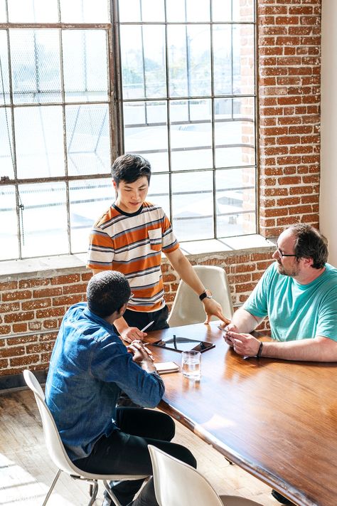 Startup business team working on a project in a meeting | premium image by rawpixel.com / McKinsey Startup Poster, Startup Infographic, Startup Presentation, Startup Design, Startup Branding, Technology Posters, Startup Quotes, Startup Logo, Diverse People