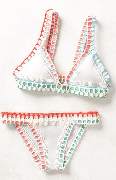 Kiini Bathing Suits, Cute Preppy Bikinis, Teen Girl Swimsuit Ideas, Preppy Summer Bathing Suits, Bathing Suit Preppy, Cute Preppy Bathing Suits, Cute Swimming Suits Preppy, Teen Swimsuit Ideas, Cute Bikins For Teens