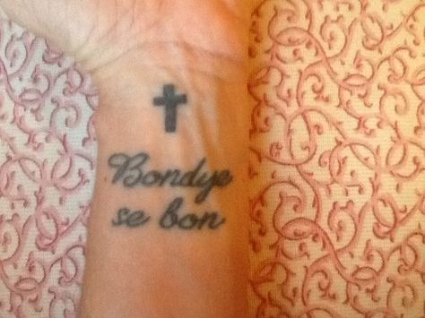 My tattoo that says "God is good" in Haitian creole. (Definitely need minus the cross) Haitian Tatoos, Creole Tattoos, Haitian Tattoo Ideas Haiti, Cajun Tattoo, Haitian Tattoo, Haiti Tattoo, Nice Tattoos, Elements Tattoo, Mission Trip