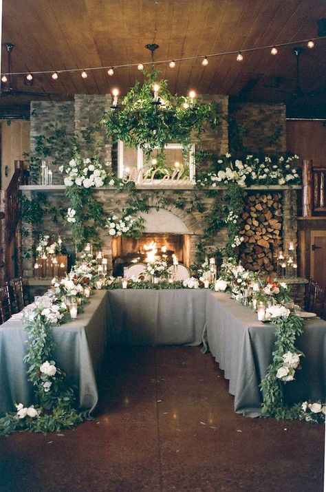 Head Table Wedding Decorations, White Floral Centerpieces, Winter Lodge, Country Winter, Young Wedding, Urban Wedding Venue, Head Table Wedding, Cabin Wedding, Wedding Venue Inspiration