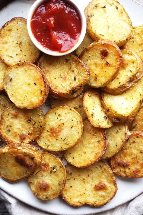 Potato Slices In Oven, Roasted Potato Slices, Meal Plans Vegetarian, Potato Home Fries, Cottage Fries, Alternative To Chips, Healthy Chip Alternative, Potato Fries Baked, Gluten Free Side Dishes