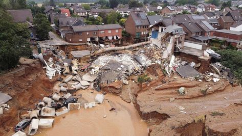 Lethal flooding in Europe is putting climate change front and centre again - Independent.ie Flash Flood, Newcastle University, Rich Country, Rhine River, North Rhine Westphalia, River Basin, Southern Europe, Weather And Climate, New Africa