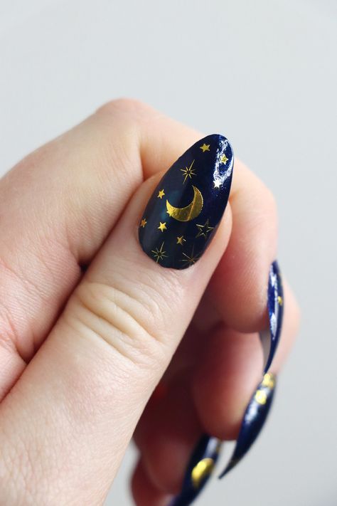 Create your own design with these gold stars and moon nail decals! SIZE: The size of the temporary nail tattoo sheet is 9,6 x 6,6 cm (3 4/5 inch x 2 3/5 inch). WHAT YOU GET: This listing is for one sheet of high quality temporary tattoo nail tattoos. Tattoorary offers high quality temporary nail tattoos. Application directions are included in your package. Celestial Nails Coffin, Crescent Moon Nail Art, Moon And Star Nail Art, Moon Phase Nail Art, Acotar Inspired Nails, Starry Nail Designs, Stars And Moon Nails, Crescent Moon Nails, Astrology Nail Art