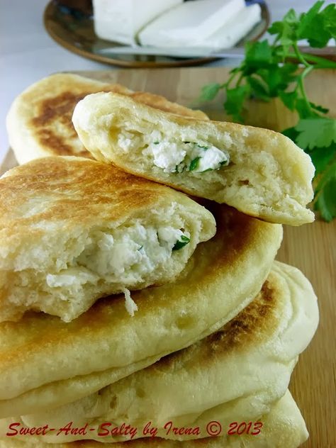 Food blog, recipes, cakes, pastry, lunch Fried Feta, Kiflice Recipe, Scroll Down, Albanian Recipes, Macedonian Food, Bosnian Recipes, Serbian Recipes, Croatian Recipes, Cake Baking Recipes