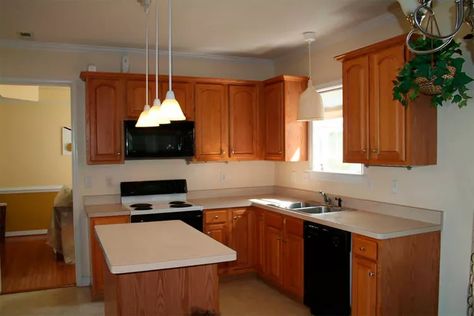 Small Kitchen Renovations, Kitchen Revamp, Builder Grade Kitchen, Timber Kitchen, Patterned Tiles, Builder Grade, Kitchen Cabinets Makeover, Kitchen Upgrades, Kitchen Paint