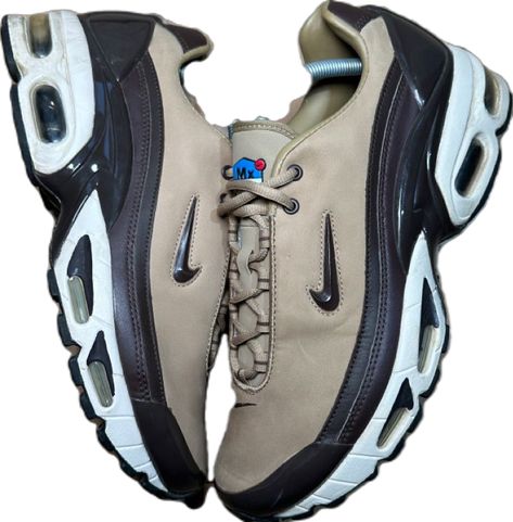 archival nike shoes -> Air Max Noble, Air max hybrid mx tailwind 5 (2007) Accessory Inspo, Nike Shoes Air Max, Shoes Air, Air Max, Nike Shoes, Collage, Nike, Outfit Accessories, Pins