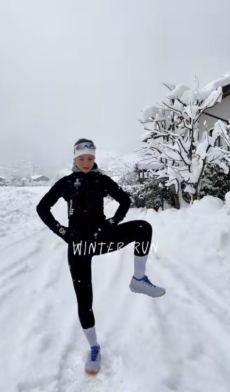 Running Outfits For Women Cold, Winter Running Aesthetic, Running Girly, Winter Workout Outfit, Winter Running Outfit, Running Winter, Marathon Prep, Workout Outfits Winter, Become A Runner