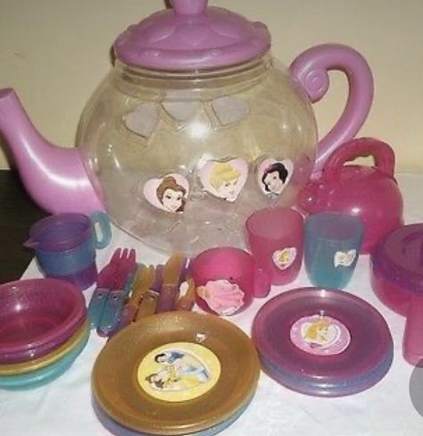 Disney Princess 2000s, Tea Set Kids, My Childhood Memories, 2000s Toys, Childhood Aesthetic, Nostalgia 2000s, 2010s Nostalgia, Childhood Memories 90s, Nostalgic Pictures