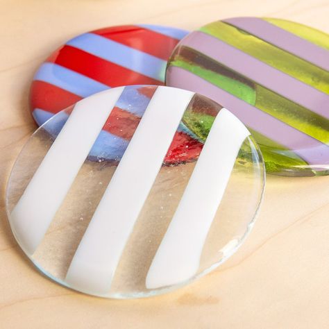 Super fun fused glass coasters. Each handmade. Plastic bumpers underneath to protect table. Red stripe almost sold out, but personally I’m after the white for my own house! 😍 Glass Coasters Diy Ideas, Kiln Glass Art, Beaded Coasters, Fused Glass Coasters, Glass Coaster, Diy Coasters, Resin Coasters, Glass Work, Red Baby