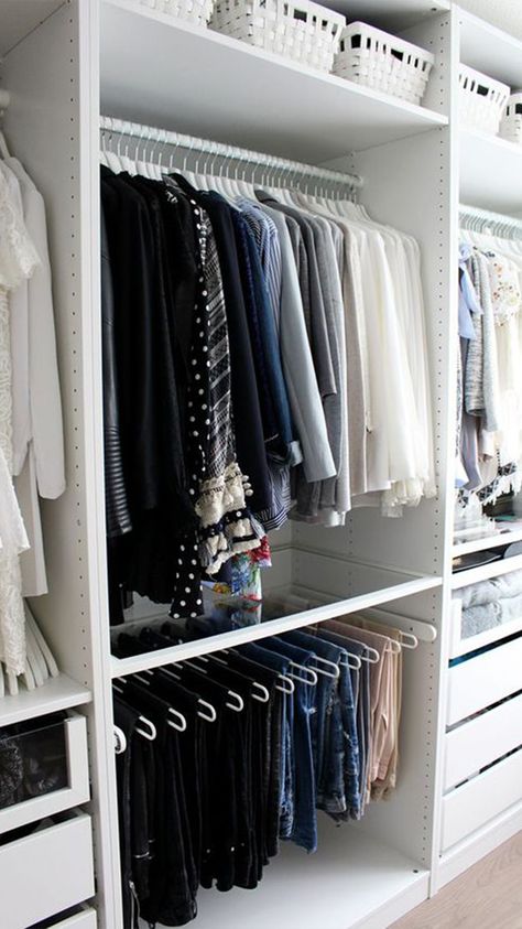 Because nobody wants to sleep next to a giant clothes monster, so here we have some ideas to keep your open closet organized. #closet #storage Inspiration Dressing, Best Closet Organization, Organized Closet, Ikea Closet, Dressing Room Closet, Walking Closet, Closet Tour, Open Closet, Youth Room