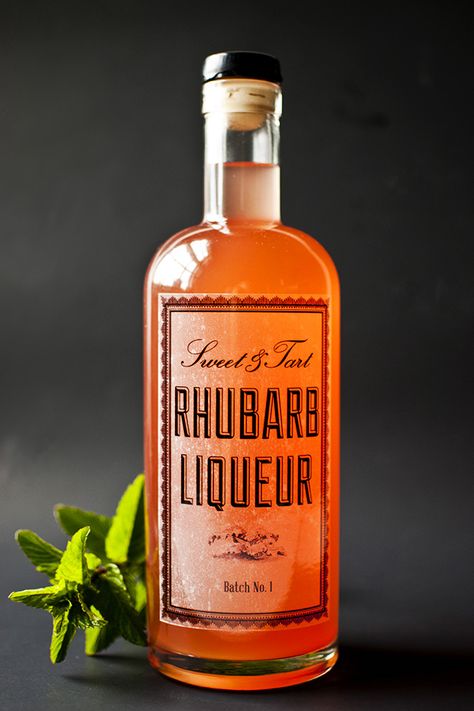 Make your own DIY rhubarb liqueur with this easy recipe. Makes a great base for cocktails! #rhubarb #cocktails Diy Liqueur Recipes, Rhubarb Liqueur Recipes, Rhubarb Liqueur, Liqueur Recipes, Homemade Alcohol, Homemade Liquor, Liquor Recipes, Moonshine Recipes, Homemade Food Gifts