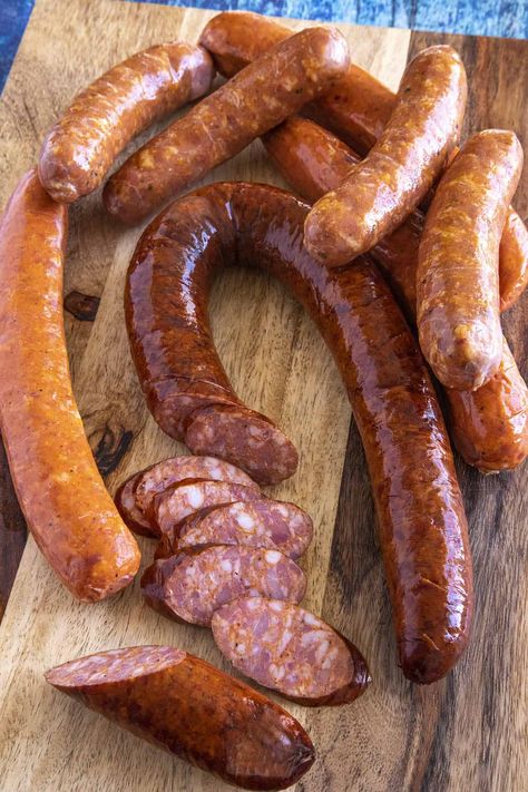 Andouille sausage is a popular smoked sausage commonly used in Creole and Cajun cuisine, originally from France, made from pork. Learn more about it. The post Andouille Sausage - All About It appeared first on Chili Pepper Madness. Beef Recipes Easy Dinners, Andouille Sausage Recipes, Ground Beef Breakfast, Best Sausage, Eating Food Funny, Healthy Ground Beef, Kielbasa Sausage, Smoked Ham, Andouille Sausage