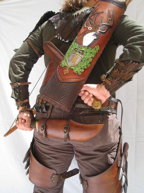 Savaş kiti Leather Armor, Leather Gear, Fantasy Armor, Quiver, My Works, Leather Projects, Leather Work, Fantasy Clothing, Survival Gear