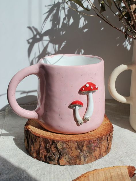 Ceramic Vase Painting, Ceramic Paint Palette, Mushroom Color, Mushroom Paint, Vase Painting, Mushroom Crafts, Water Paint, Pink Mushroom, Modern Mugs