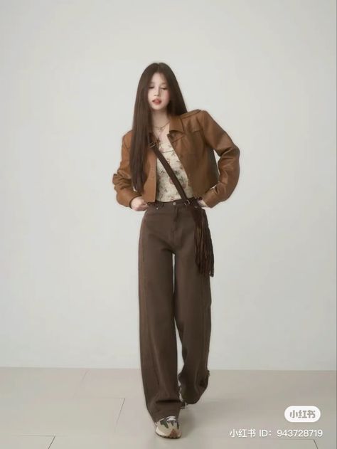 Korean Elegant Style, Brown Pants Outfit Aesthetic, Outfit Ideas Korean Casual, Korean Clothing Brands, Korean Casual Outfits, Everyday Fashion Outfits, Korean Clothing, Casual Day Outfits, Modest Fashion Outfits