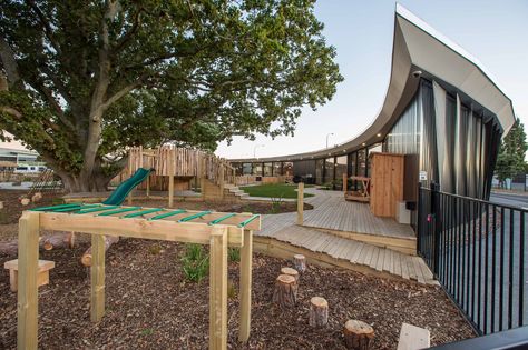 Gallery - Chrysalis Childcare Centre / Collingridge and Smith Architects - 2 English Oak Tree, Mobile Architecture, Community Spaces, Kindergarten Design, Luxury Modern Homes, Early Learning Centre, Childcare Center, Education Architecture, Learning Ideas