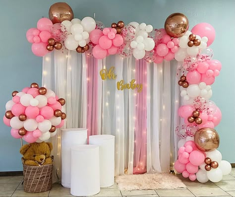 Pink And White Birthday Decor Simple, Balloon Decorations Pink And Gold, Baby Girl Balloons Decoration, Pink Birthday Backdrop Ideas, White And Pink Balloon Garland, Pink And White Balloon Decorations, Christening Decorations For Baby Girl, Christening Backdrop Girl, Baby Shower Home Decorations