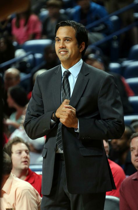 Miami Heat Coach - Erik Spoelstra Erik Spoelstra, Nba Champions, Miami Heat, Nba, Miami, Suit Jacket, Basketball, Heat, Sports