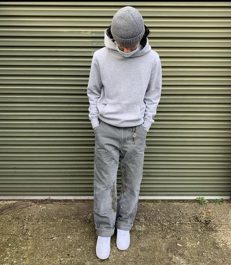 Vintage Fits Men, Grey Pants Outfit Men, Hoodie Reference, Carhartt Outfit, Grey Pants Outfit, Messy Clothes, Vest Outfits Men, Puffer Vest Outfit, Pants Outfit Men