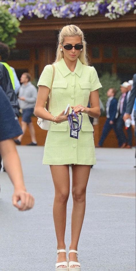 Wimbledon Celebrity Outfits, Cannes Outfits Street Styles, 80s Country Club Aesthetic, Chanel Matching Set, Workwear Women, Professional Workwear, Italian Summer Outfits, Race Outfit, Interview Outfits