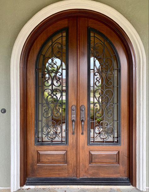 Arched Double Front Entry Doors, Wooden Double Doors Entrance Front Entry, Double Door Design Entrance, Peru House, Double Front Entry Doors, Wooden Double Doors, Double Door Entrance, Glasses Aesthetic, Main Entrance Door Design