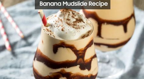 Banana Mudslide Recipe Bailey's Recipes, Boozy Milkshake Recipes, Baileys Frozen, Boozy Milkshakes, Mud Slide, Mudslide Recipe, Boozy Shakes, Baileys Drinks, Baileys Cocktails