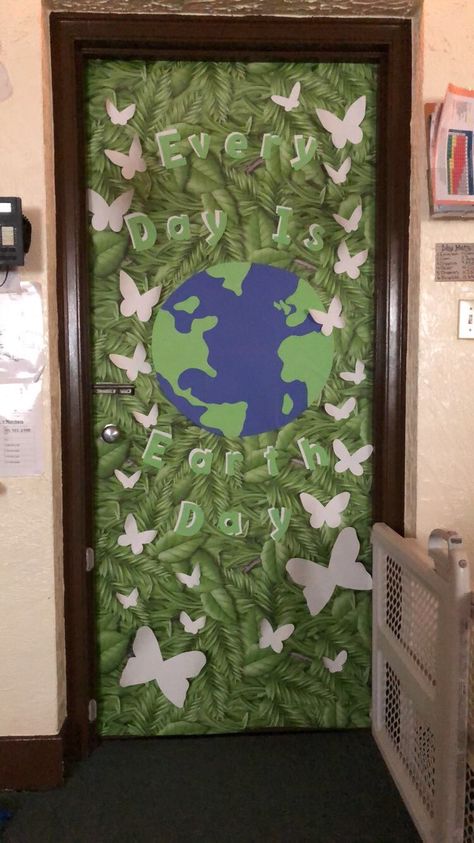 Earth Day Door Decorations, Earth Day Door Decorations Classroom, World Environment Day Bulletin Boards, Earth Day Classroom Door, Earth Day Window Display, Earth Day Display, Earth Day Decorations, Conservation Bulletin Board, Earth Day Placard