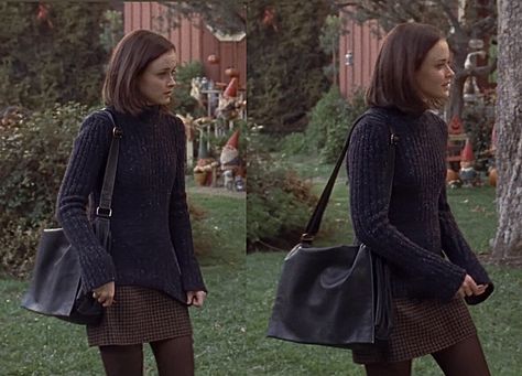 rory gilmore best outfits Rory Gilmore Style, Gilmore Girls Fashion, Gilmore Girls Outfits, Gilmore Girl, Autumn Fits, Penteado Cabelo Curto, Rory Gilmore, Fall Fits, Formal Casual